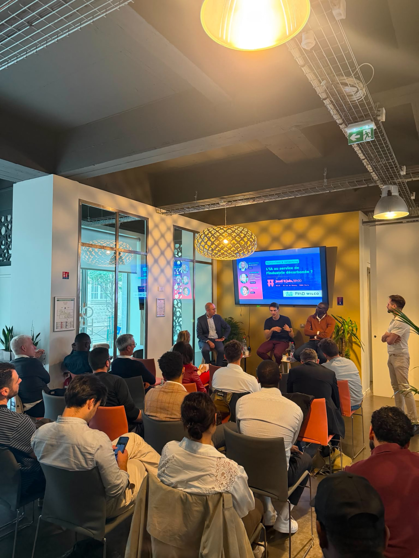 Masterclass & networking WILCO Industry × Cisco × FIND — table ronde sur l'IA au service de l'industrie décarbonée, avec Jean-Philippe Ollier (Michelin), Mathieu Nohet (baCta) et Olivier Maina Dama (Cisco), animée par Ismail Maayoufi (WILCO Industry).